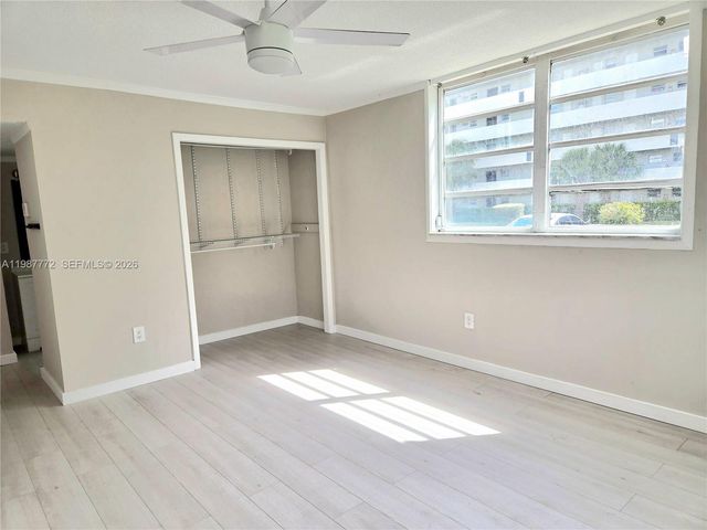 1700 NE 191st Street 100, Miami, FL 33179