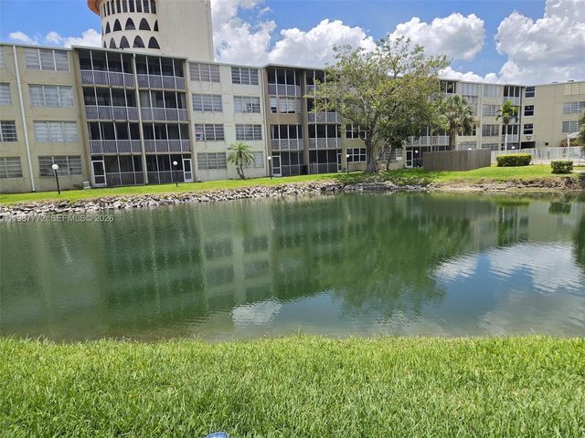 1700 NE 191st Street 100, Miami, FL 33179