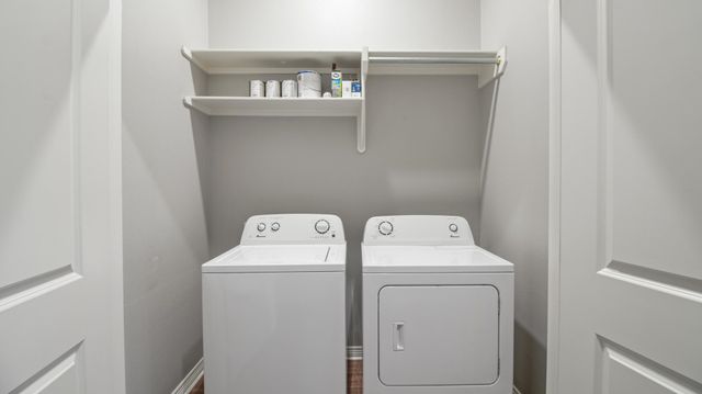 2927 Meadow Brook Trl, Tyler, TX 75701