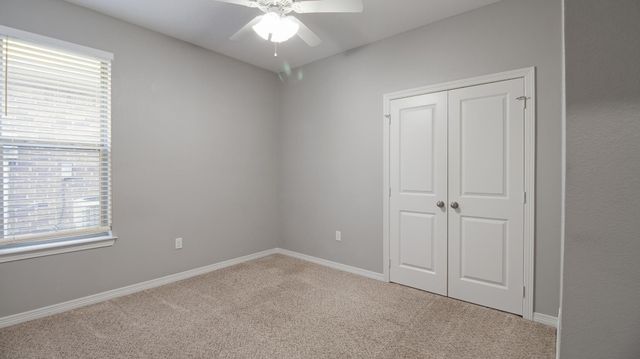 2927 Meadow Brook Trl, Tyler, TX 75701