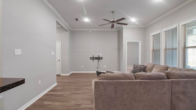 2927 Meadow Brook Trl, Tyler, TX 75701