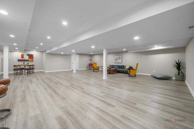18 Alexandra Drive, Mettawa, IL 60048