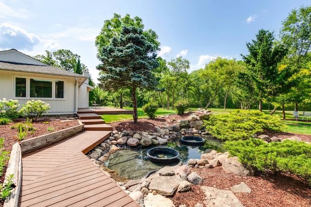 18 Alexandra Drive, Mettawa, IL 60048