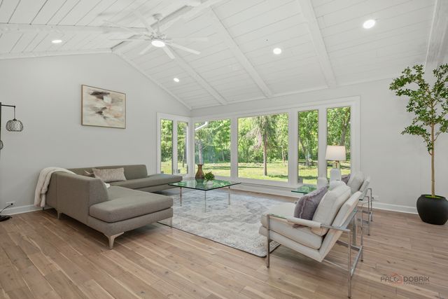 18 Alexandra Drive, Mettawa, IL 60048