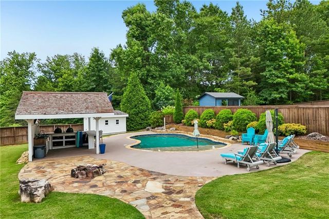 109 Old Avery Drive, Canton, GA 30115