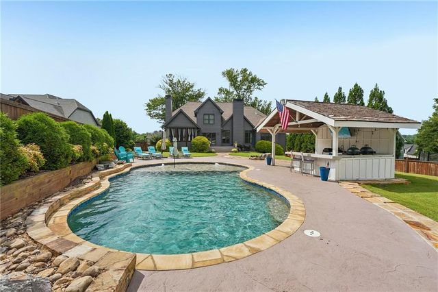 109 Old Avery Drive, Canton, GA 30115