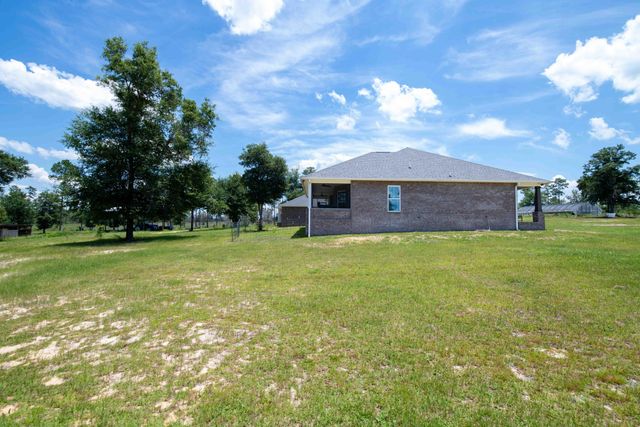 6249 Highway 4, Baker, FL 32531
