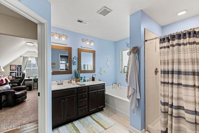 302 Waylon Way, Holly Ridge, NC 28445