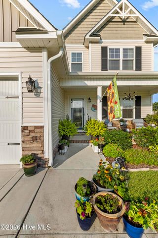 302 Waylon Way, Holly Ridge, NC 28445