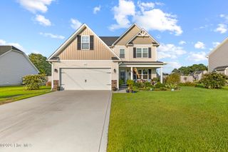 302 Waylon Way, Holly Ridge, NC 28445