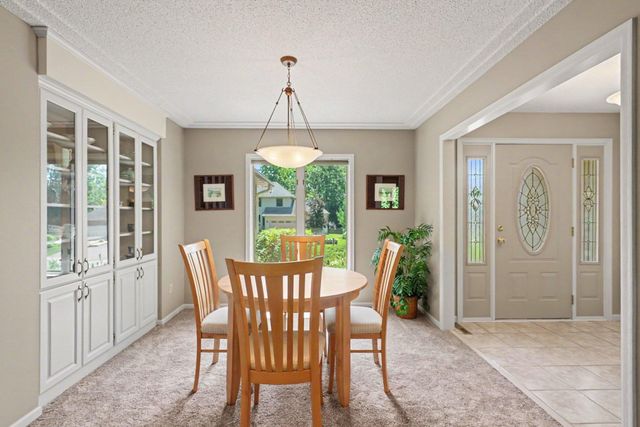 1513 Broken Oak Court, Lino Lakes, MN 55038
