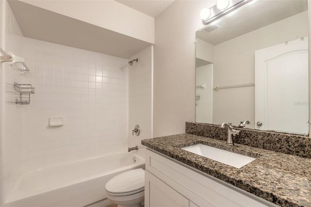 235 LANCASTER AVENUE, Orange City, FL 32763