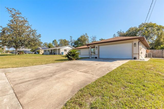 235 LANCASTER AVENUE, Orange City, FL 32763