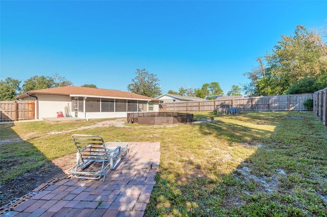 235 LANCASTER AVENUE, Orange City, FL 32763