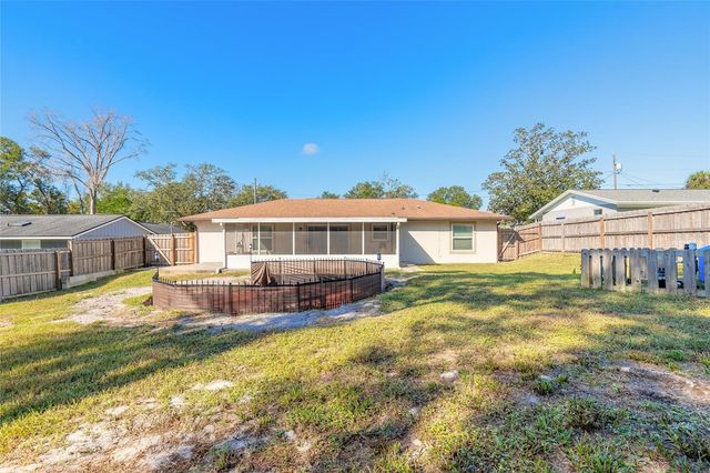 235 LANCASTER AVENUE, Orange City, FL 32763