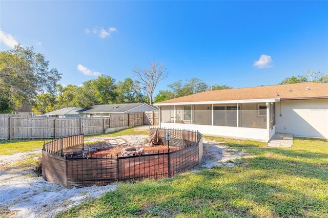 235 LANCASTER AVENUE, Orange City, FL 32763