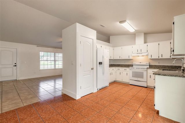 235 LANCASTER AVENUE, Orange City, FL 32763