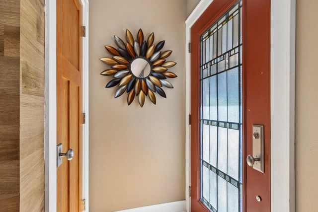 2434 W Edgerton AVENUE, Milwaukee, WI 53221