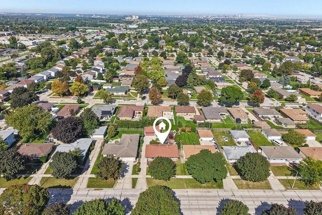 2434 W Edgerton AVENUE, Milwaukee, WI 53221