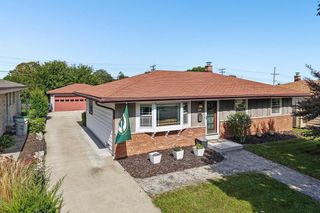 2434 W Edgerton AVENUE, Milwaukee, WI 53221
