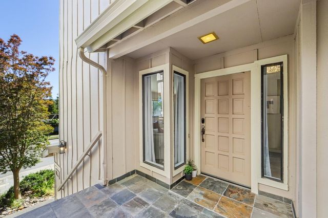 1640 Bayridge Way, San Mateo, CA 94402
