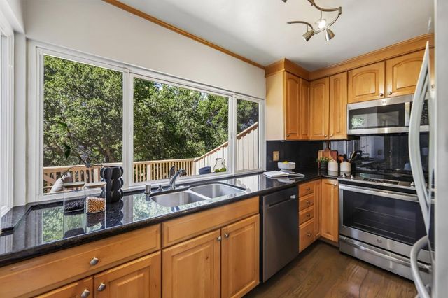 1640 Bayridge Way, San Mateo, CA 94402