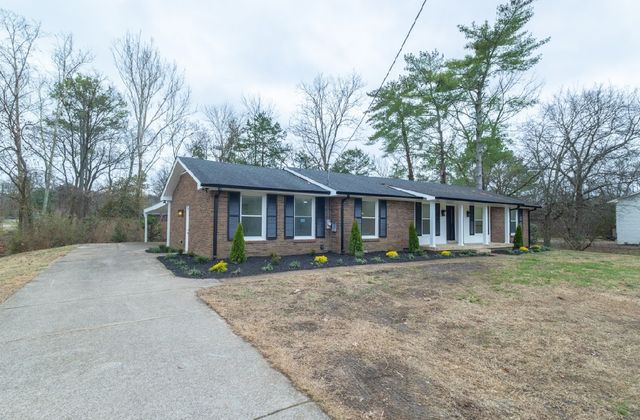 1109 Howell Dr, Franklin, TN 37069