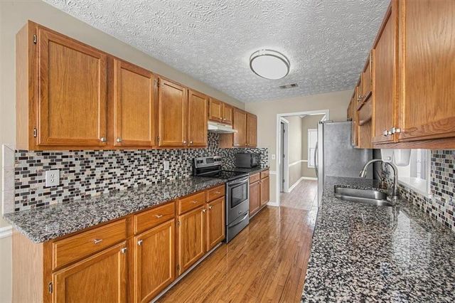 333 Allatoona Shores Drive, Canton, GA 30114