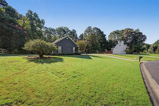 333 Allatoona Shores Drive, Canton, GA 30114