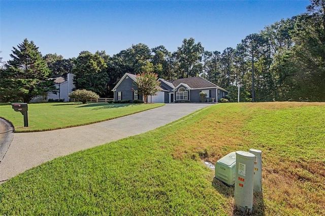 333 Allatoona Shores Drive, Canton, GA 30114