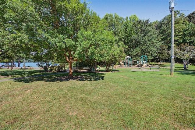 333 Allatoona Shores Drive, Canton, GA 30114
