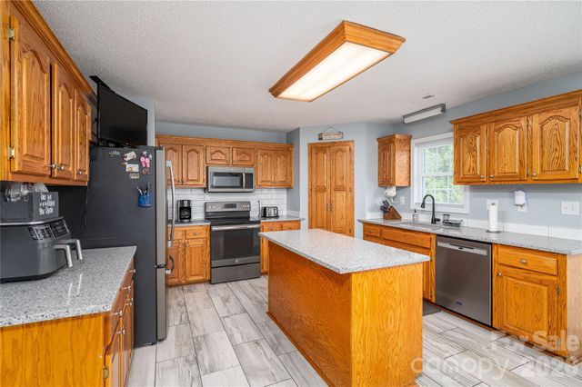 1681 NC 274 Highway, Cherryville, NC 28021