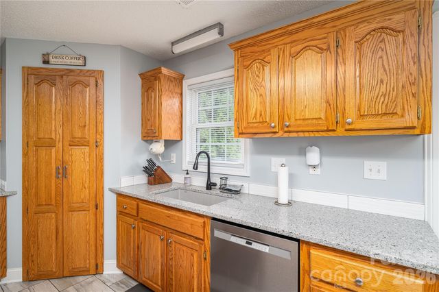1681 NC 274 Highway, Cherryville, NC 28021