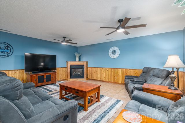 1681 NC 274 Highway, Cherryville, NC 28021