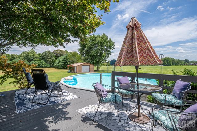 1681 NC 274 Highway, Cherryville, NC 28021