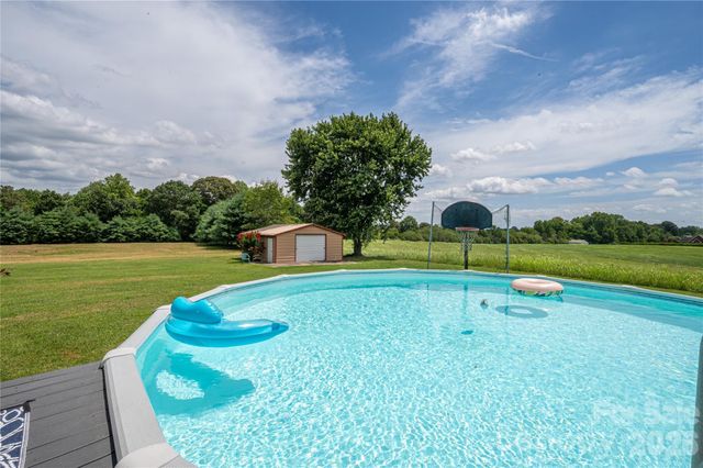 1681 NC 274 Highway, Cherryville, NC 28021
