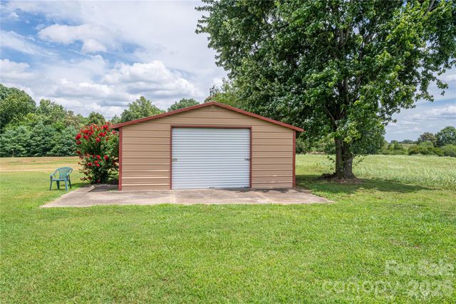 1681 NC 274 Highway, Cherryville, NC 28021
