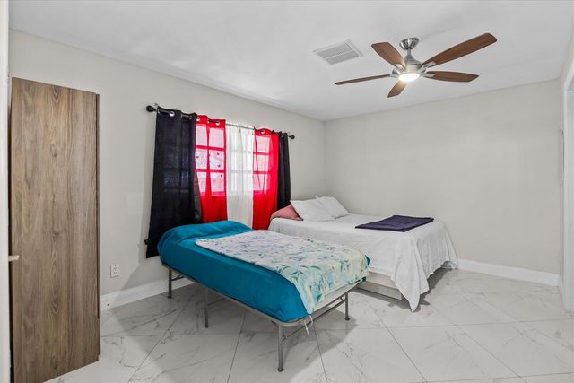 403 NE Oleander Avenue, Port St. Lucie, Port St Lucie, FL 34952