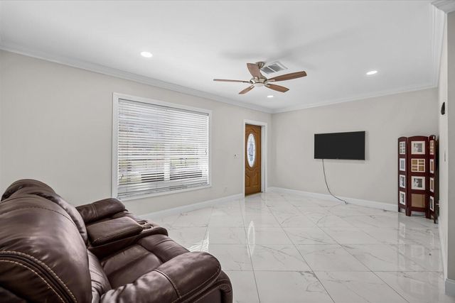403 NE Oleander Avenue, Port St. Lucie, Port St Lucie, FL 34952