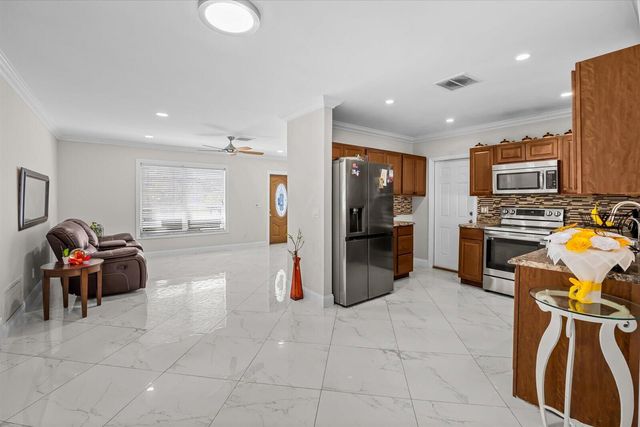 403 NE Oleander Avenue, Port St. Lucie, Port St Lucie, FL 34952