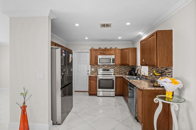 403 NE Oleander Avenue, Port St. Lucie, Port St Lucie, FL 34952