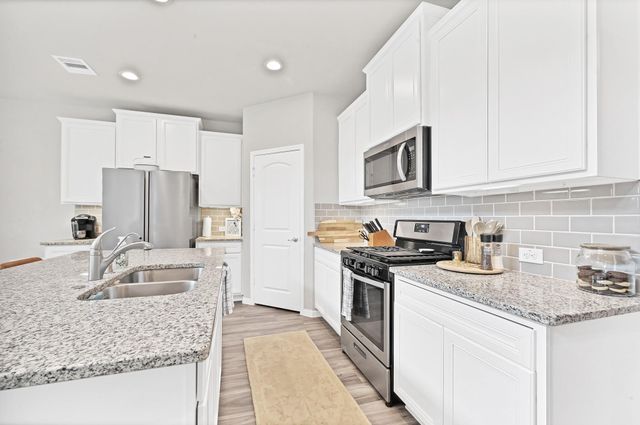 16223 Neff Park Drive, Hockley, TX 77447