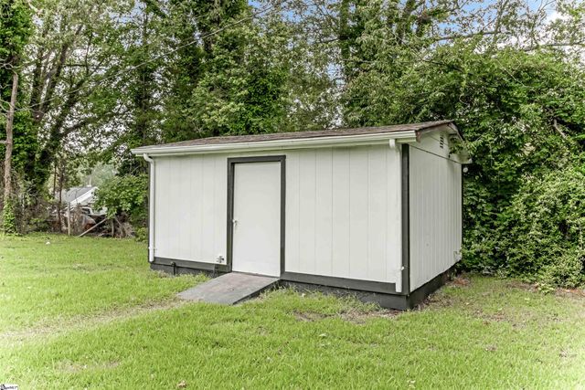 207 South Carolina Avenue, Spartanburg, SC 29306