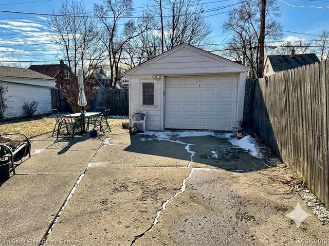 14056 E State Fair Street, Detroit, MI 48205