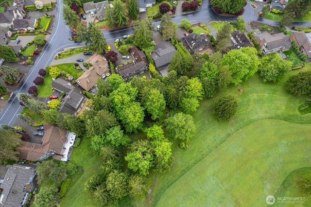 14210 207th Place NE, Woodinville, WA 98077