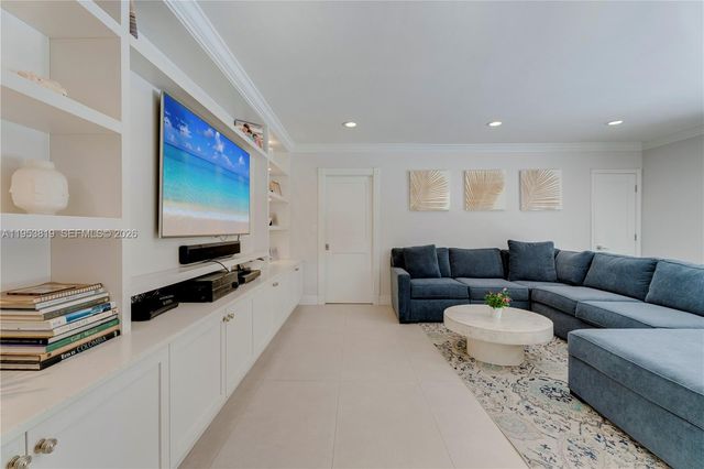 6700 SW 117th St, Pinecrest, FL 33156