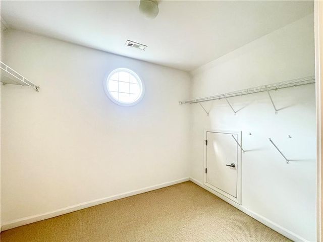 555 Vinings Springs SE Drive, Mableton, GA 30126