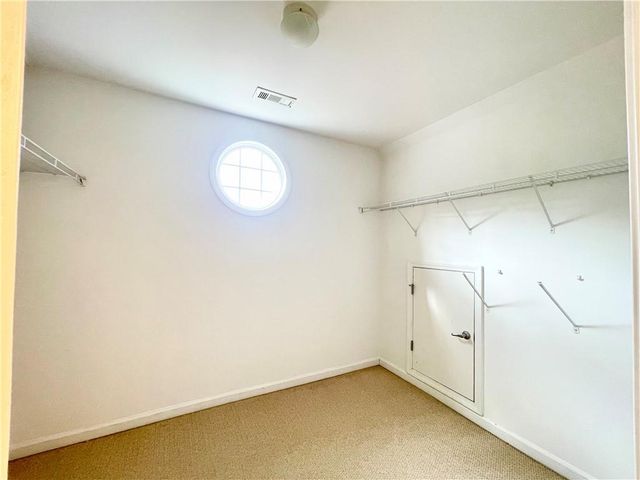 555 Vinings Springs SE Drive, Mableton, GA 30126