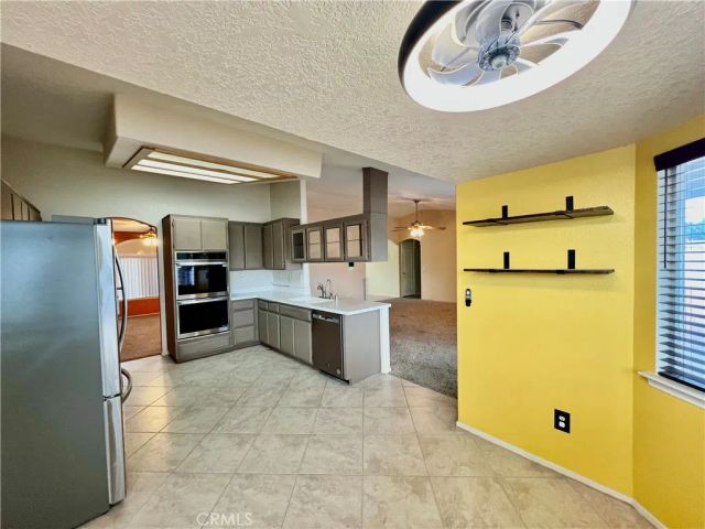 14355 Bochee Road, Apple Valley, CA 92307