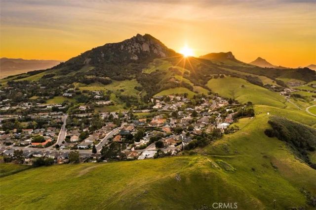 156 Anacapa Circle, San Luis Obispo, CA 93405